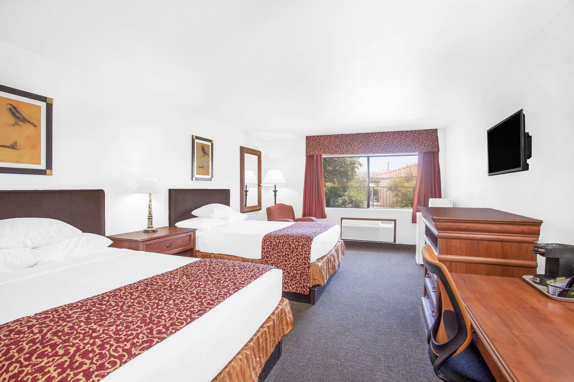 Ramada By Wyndham Barstow Hotel Exterior photo